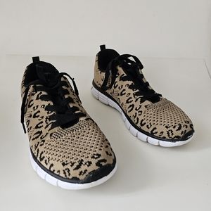 Ladies Skora Tech Leopard Print Lightweight Lace up Comfort Sneaker Size…